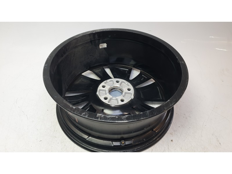 Recambio de llanta para byd seal u 1.5 plug-in hybrid awd referencia OEM IAM 15174654  