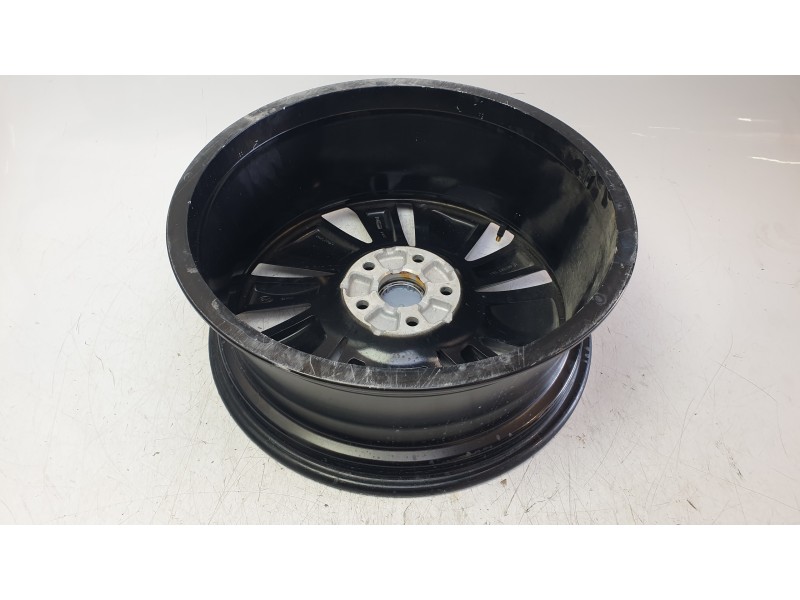 Recambio de llanta para byd seal u 1.5 plug-in hybrid awd referencia OEM IAM 15174654  