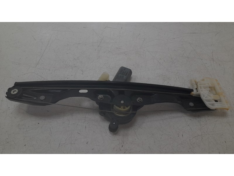 Recambio de elevalunas trasero derecho para bmw 3 (f30, f80) 330 e referencia OEM IAM 51357281888  106063320