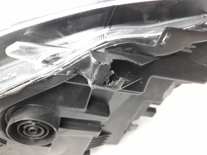 Recambio de faro izquierdo para citroën c-elysee (dd_) 1.5 bluehdi 100 referencia OEM IAM 9817298480  10107630002/11040531/50070