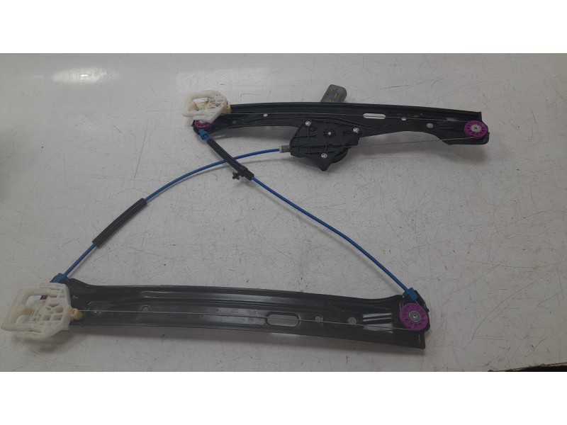 Recambio de elevalunas delantero derecho para bmw 3 (f30, f80) 330 e referencia OEM IAM 725982410  106063316