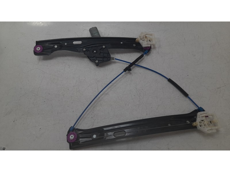 Recambio de elevalunas delantero izquierdo para bmw 3 (f30, f80) 330 e referencia OEM IAM 725982310  106063317