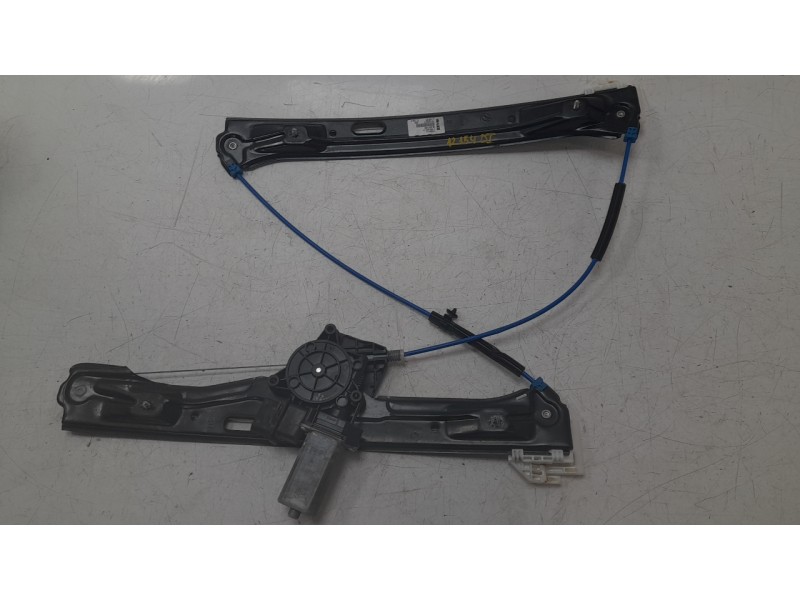 Recambio de elevalunas delantero izquierdo para bmw 3 (f30, f80) 330 e referencia OEM IAM 725982310  106063317