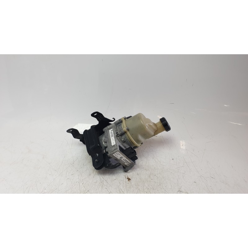Recambio de bomba direccion para renault kangoo express (fw0/1_) z.e. (fw0z, fw1z) referencia OEM IAM 491108300R  /-//-//-//-//-