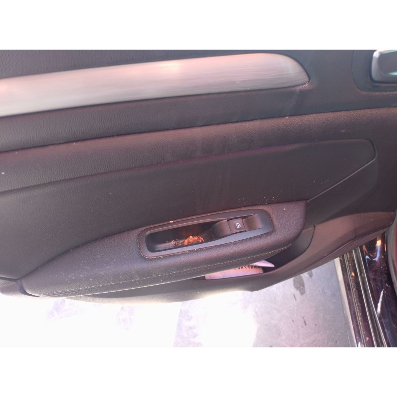 Recambio de mando elevalunas trasero izquierdo para renault megane iv sport tourer (k9a/m/n_) 1.3 tce 140 (k9nb) referencia OEM 