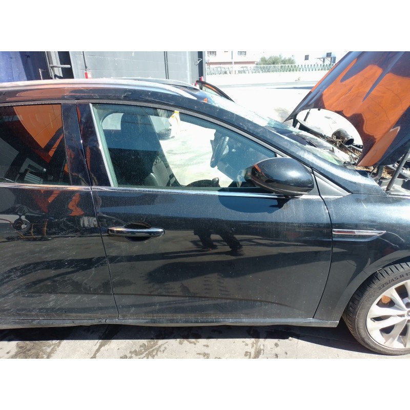 Recambio de puerta delantera derecha para renault megane iv sport tourer (k9a/m/n_) 1.3 tce 140 (k9nb) referencia OEM IAM   