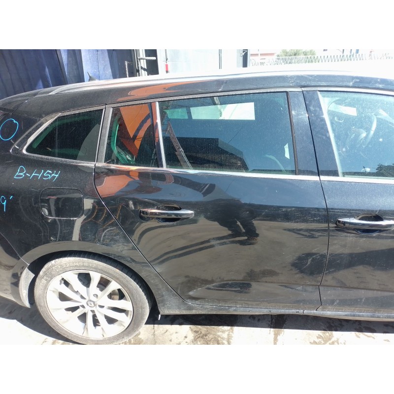 Recambio de puerta trasera derecha para renault megane iv sport tourer (k9a/m/n_) 1.3 tce 140 (k9nb) referencia OEM IAM   
