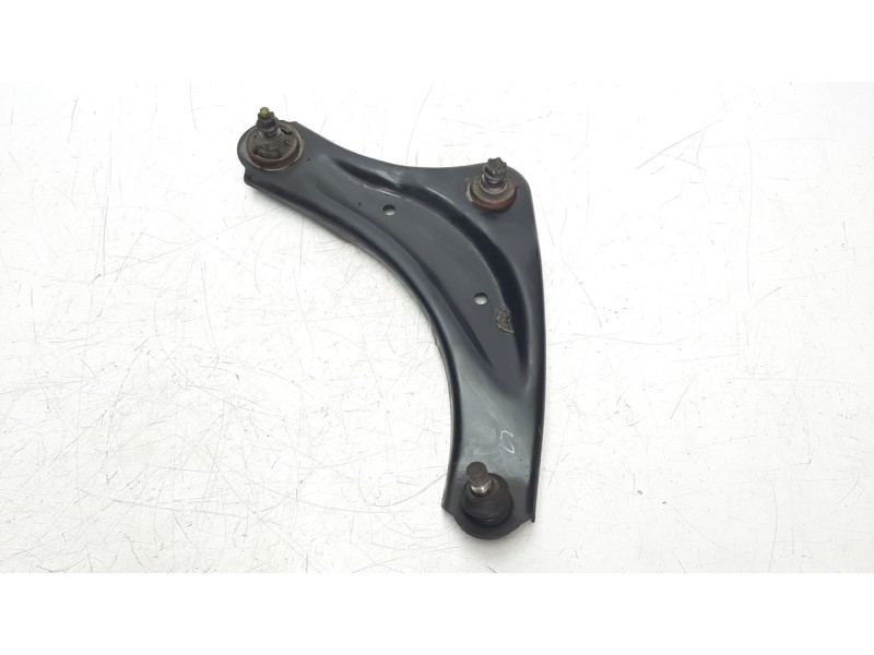 Recambio de brazo suspension inferior delantero derecho para nissan pulsar (c13) acenta referencia OEM IAM 545001KK0B  ZWDNS138
