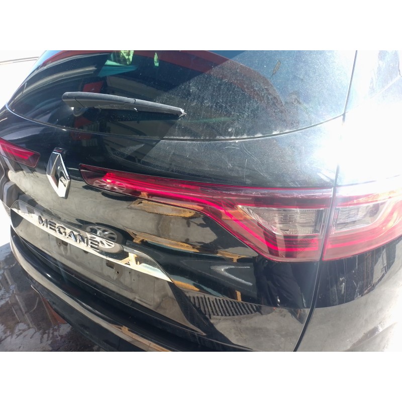 Recambio de piloto trasero derecho interior para renault megane iv sport tourer (k9a/m/n_) 1.3 tce 140 (k9nb) referencia OEM IAM