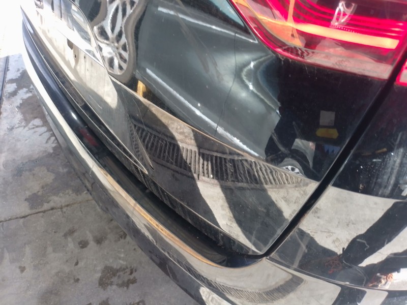 Recambio de porton trasero para renault megane iv sport tourer (k9a/m/n_) 1.3 tce 140 (k9nb) referencia OEM IAM   