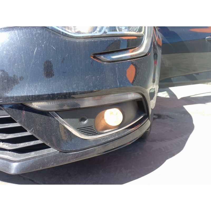 Recambio de faro antiniebla izquierdo para renault megane iv sport tourer (k9a/m/n_) 1.3 tce 140 (k9nb) referencia OEM IAM   