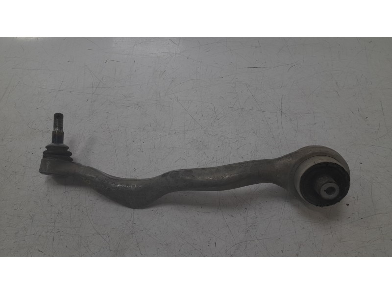 Recambio de brazo suspension inferior delantero izquierdo para bmw 3 (f30, f80) 330 e referencia OEM IAM 11817315  