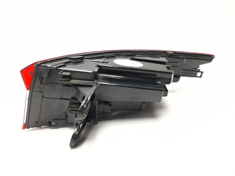 Recambio de piloto trasero izquierdo para skoda enyaq iv suv (5az) 80x 4x4 referencia OEM IAM 5LA945207A  