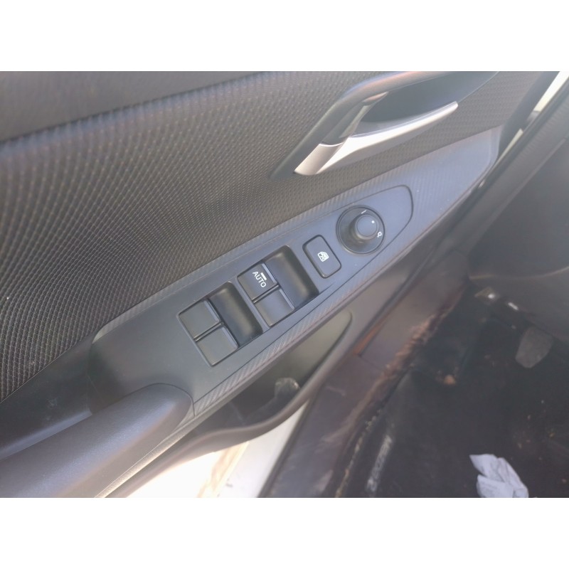 Recambio de mando elevalunas delantero izquierdo para mazda 2 hatchback (dl, dj) 1.5 skyactiv-g referencia OEM IAM   