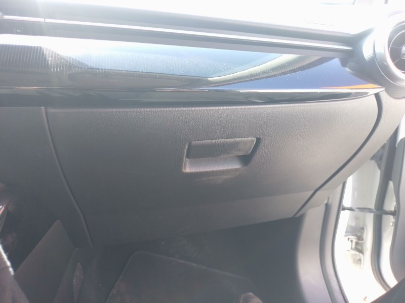 Recambio de guantera para mazda 2 hatchback (dl, dj) 1.5 skyactiv-g referencia OEM IAM   