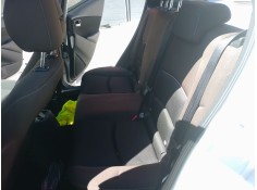 Recambio de juego asientos completo para mazda 2 hatchback (dl, dj) 1.5 skyactiv-g referencia OEM IAM    2