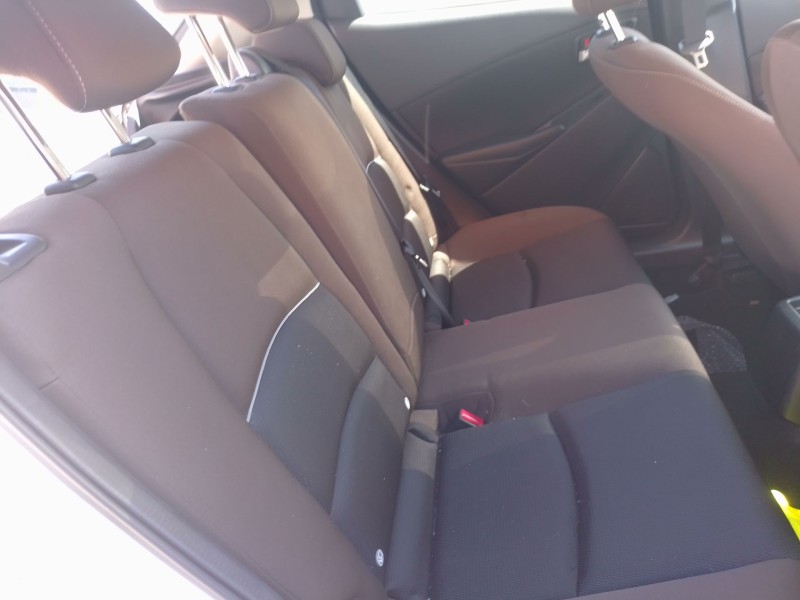 Recambio de juego asientos completo para mazda 2 hatchback (dl, dj) 1.5 skyactiv-g referencia OEM IAM   