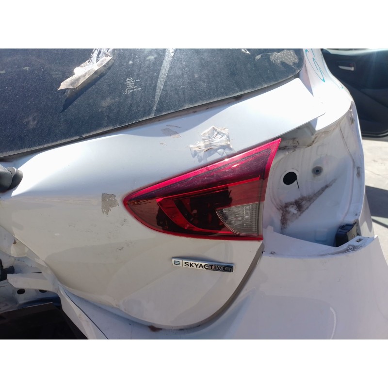 Recambio de piloto trasero derecho interior para mazda 2 hatchback (dl, dj) 1.5 skyactiv-g referencia OEM IAM   