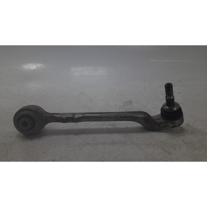 Recambio de brazo suspension inferior delantero derecho para bmw 3 (f30, f80) 330 e referencia OEM IAM 685299204  