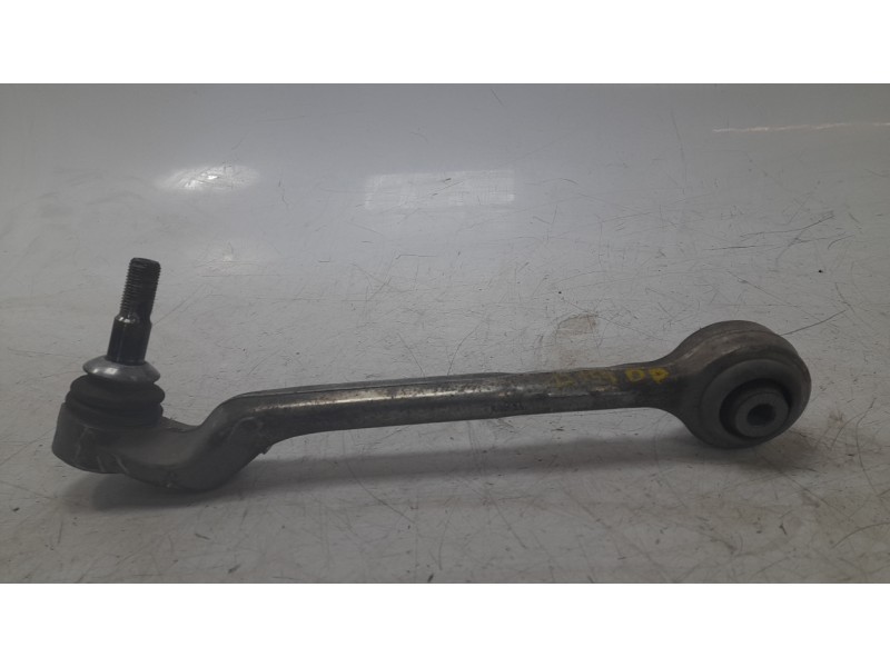 Recambio de brazo suspension inferior delantero derecho para bmw 3 (f30, f80) 330 e referencia OEM IAM 685299204  