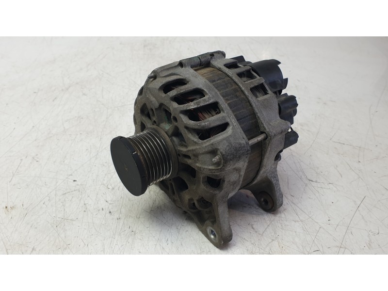 Recambio de alternador para dacia duster (hs_) 1.2 tce 125 referencia OEM IAM 2714143A  ALF030051HQ