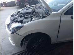 Recambio de aleta delantera izquierda para mazda 2 hatchback (dl, dj) 1.5 skyactiv-g referencia OEM IAM   