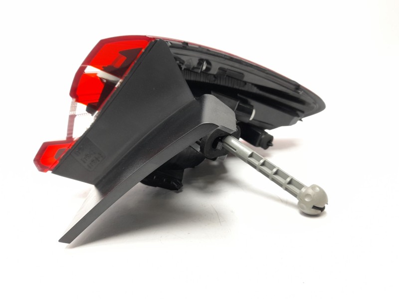 Recambio de piloto trasero izquierdo para mitsubishi colt referencia OEM IAM 265551550R  103F18140771/16018521/5500501/RN3324166