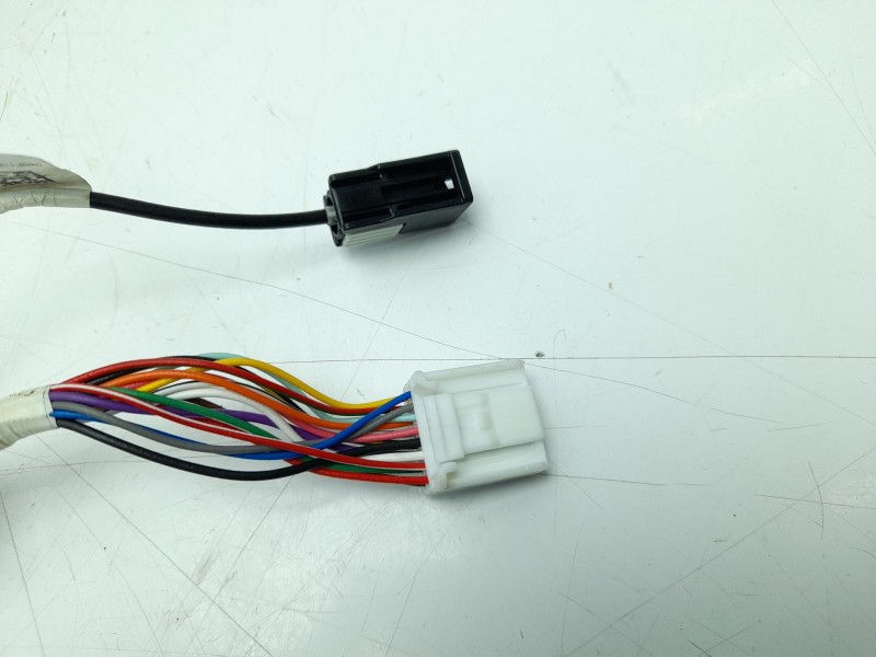 Recambio de retrovisor derecho para byd seal u 1.5 plug-in hybrid awd referencia OEM IAM 14225686  