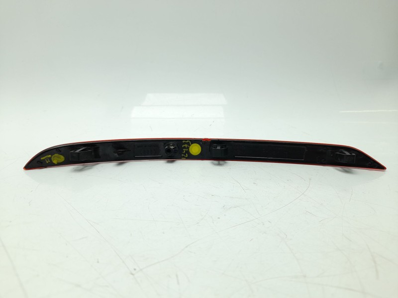 Recambio de piloto trasero derecho paragolpes para audi a3 sportback (8ya, 8yf) 30 tdi referencia OEM IAM 8Y0945106  