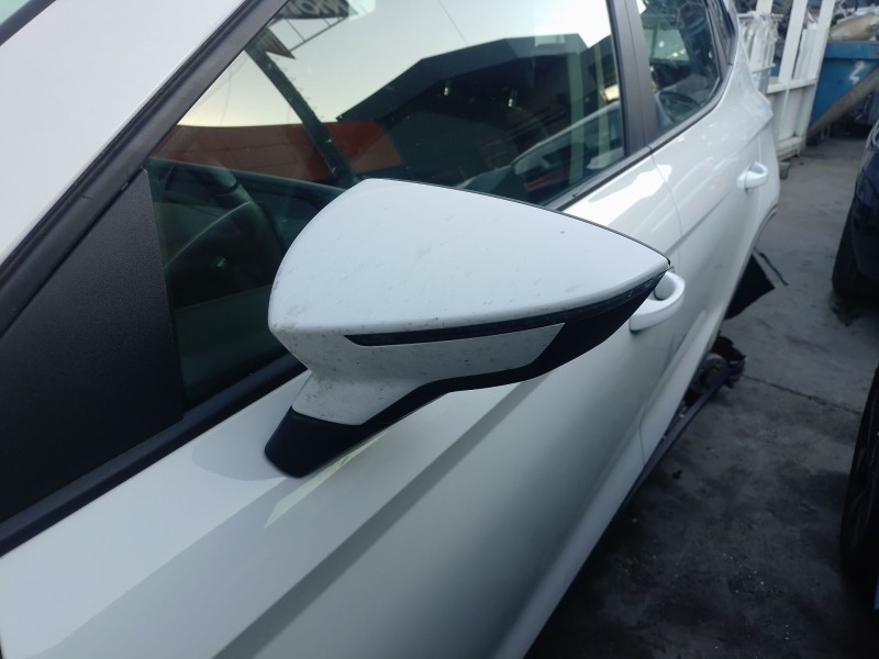 Recambio de retrovisor izquierdo para seat arona (kj7, kjp) 1.0 tsi referencia OEM IAM   