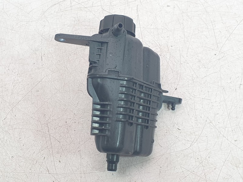 Recambio de deposito expansion para mini countryman d countryman d referencia OEM IAM 5A14989  