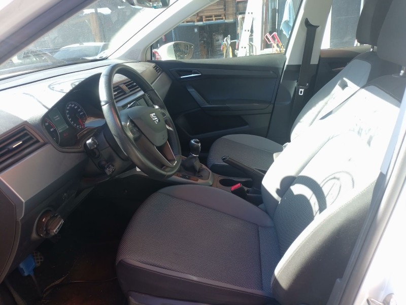 seat arona (kj7, kjp) del año 2020