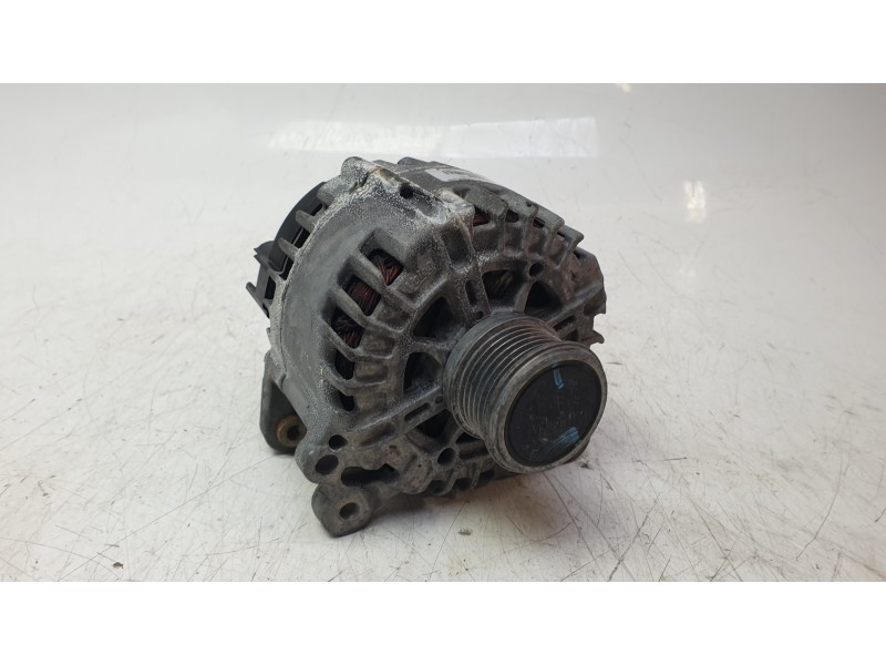 Recambio de alternador para seat alhambra (710, 711) 2.0 tdi referencia OEM IAM 04L903021J  ALF830501HQ