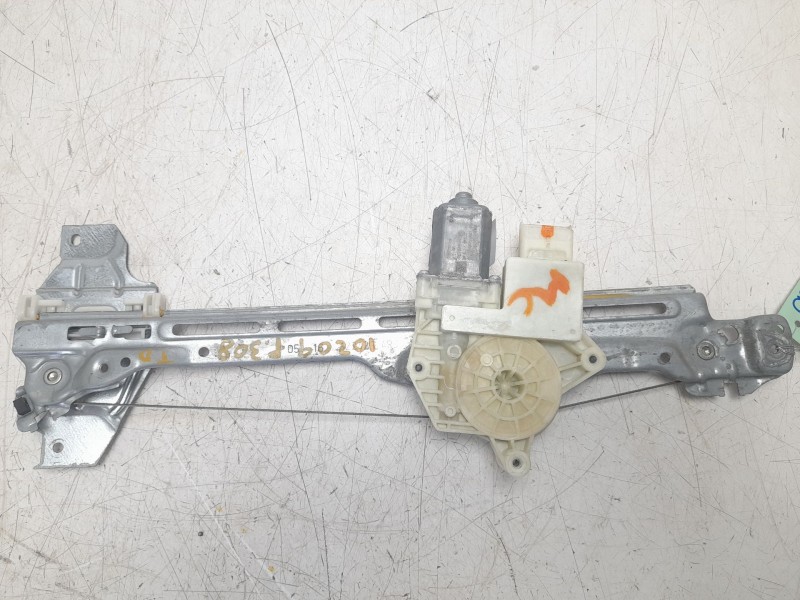 Recambio de elevalunas trasero derecho para peugeot 308 style referencia OEM IAM 9816273480  