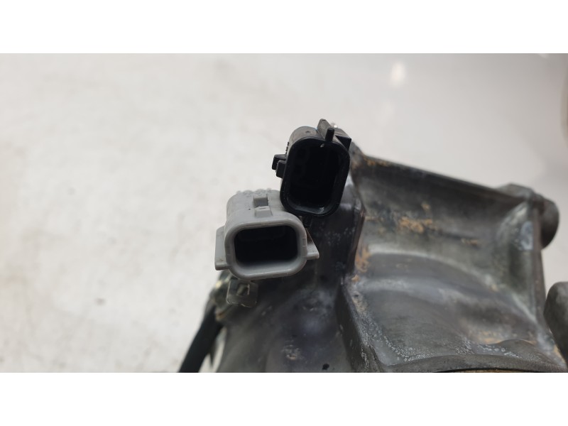 Recambio de compresor aire acondicionado para renault clio v (b7_) 1.0 lpg (b7mt) referencia OEM IAM 926005450R  