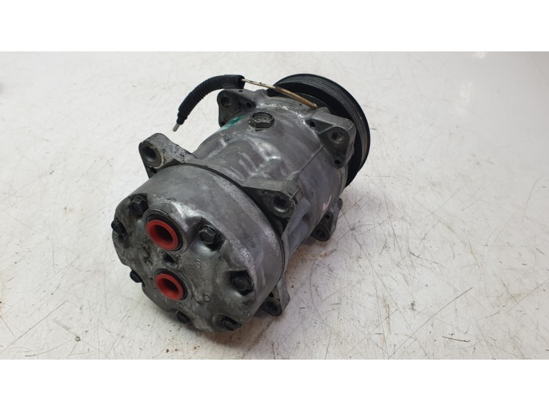 Recambio de compresor aire acondicionado para renault megane i (ba0/1_) 1.6 e (ba0f, ba0s) referencia OEM IAM 7700866491D  