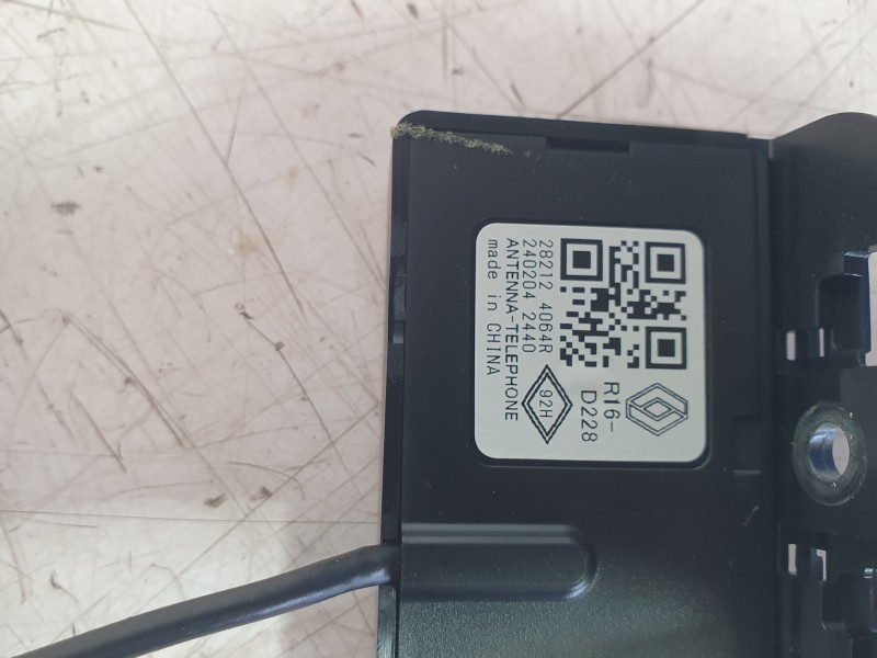 Recambio de modulo electronico para renault clio v referencia OEM IAM 282124064R  