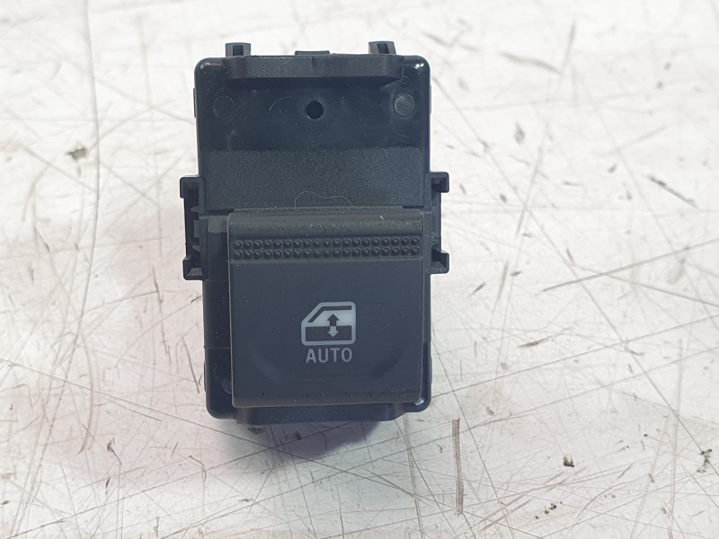 Recambio de mando elevalunas trasero izquierdo para renault clio v referencia OEM IAM 254218388R  