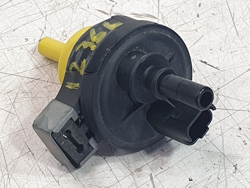 Recambio de valvula aire adicional para renault clio v referencia OEM IAM 149304569R  