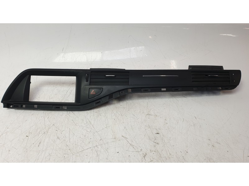 Recambio de aireador central para citroën c5 iii break (rw_) 2.0 hdi 140 referencia OEM IAM 9682297777  