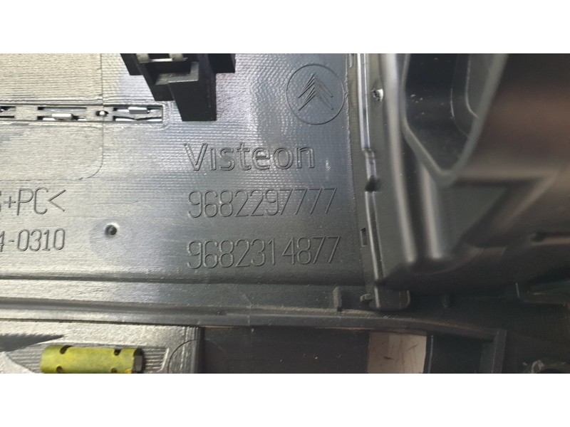 Recambio de aireador central para citroën c5 iii break (rw_) 2.0 hdi 140 referencia OEM IAM 9682297777  