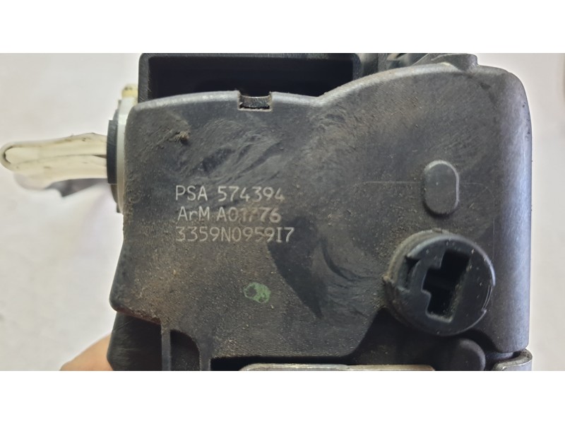 Recambio de cerradura puerta trasera izquierda para citroën c5 iii break (rw_) 2.0 hdi 140 referencia OEM IAM 574395  