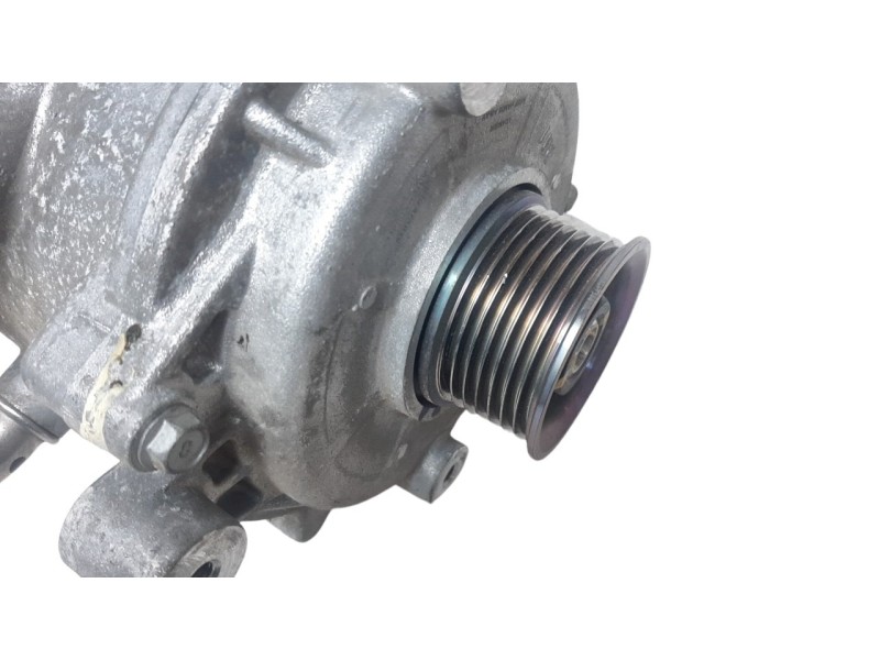 Recambio de alternador para hyundai tucson referencia OEM IAM 373902M900  A10026