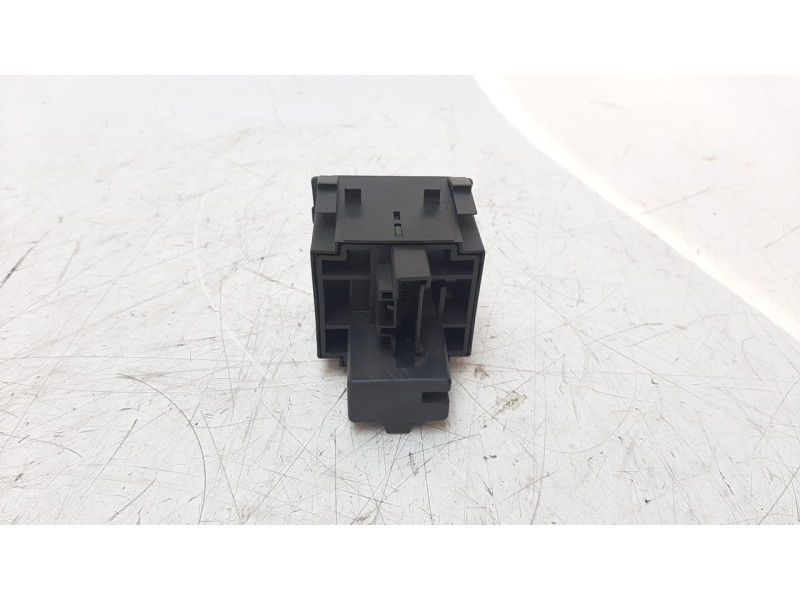 Recambio de interruptor para renault clio iii 1.5 dci diesel cat referencia OEM IAM 8200095495C  