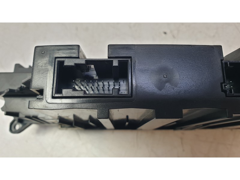 Recambio de mando climatizador para citroën c5 iii break (rw_) 2.0 hdi 140 referencia OEM IAM 5HB009332  