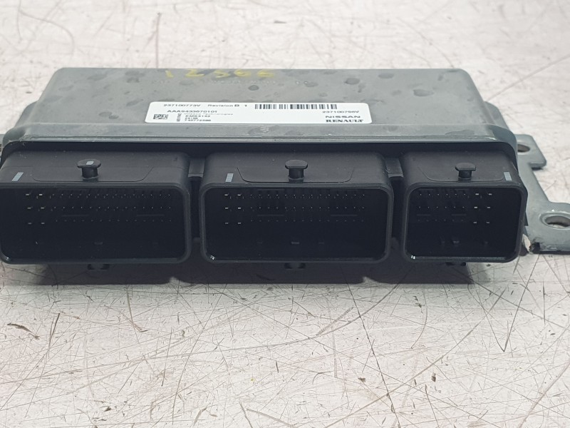 Recambio de centralita motor uce para renault clio v referencia OEM IAM 237100796V 237100773V 