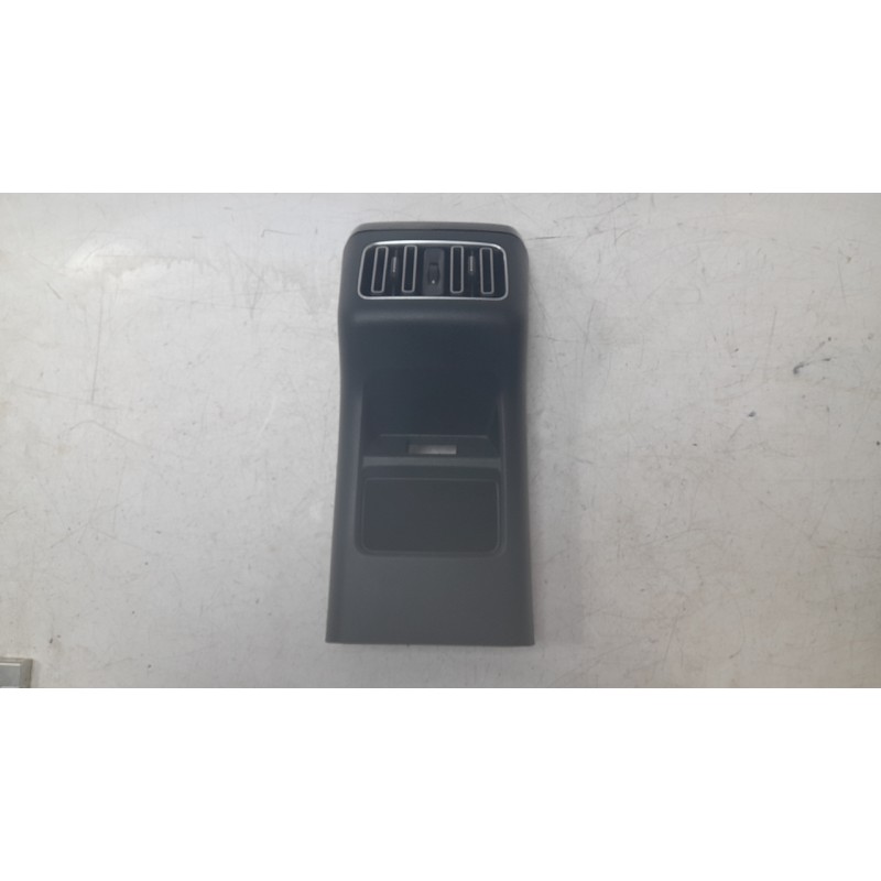 Recambio de rejilla aireadora para byd seal u 1.5 plug-in hybrid awd referencia OEM IAM SA3FE5305002  