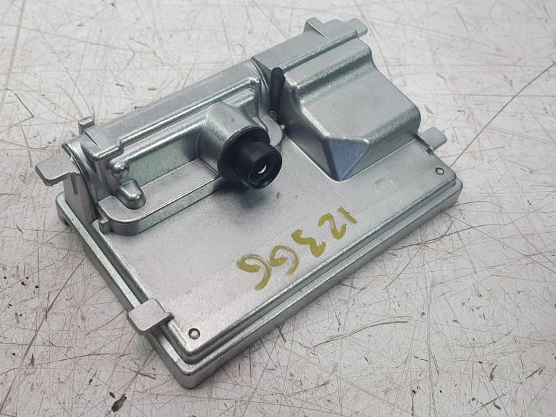 Recambio de camara vision frontal para renault clio v referencia OEM IAM 284622585R  