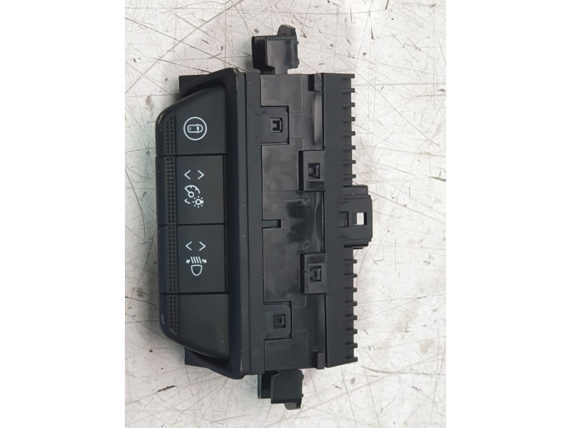 Recambio de mando multifuncion para renault clio v referencia OEM IAM 252735260R  