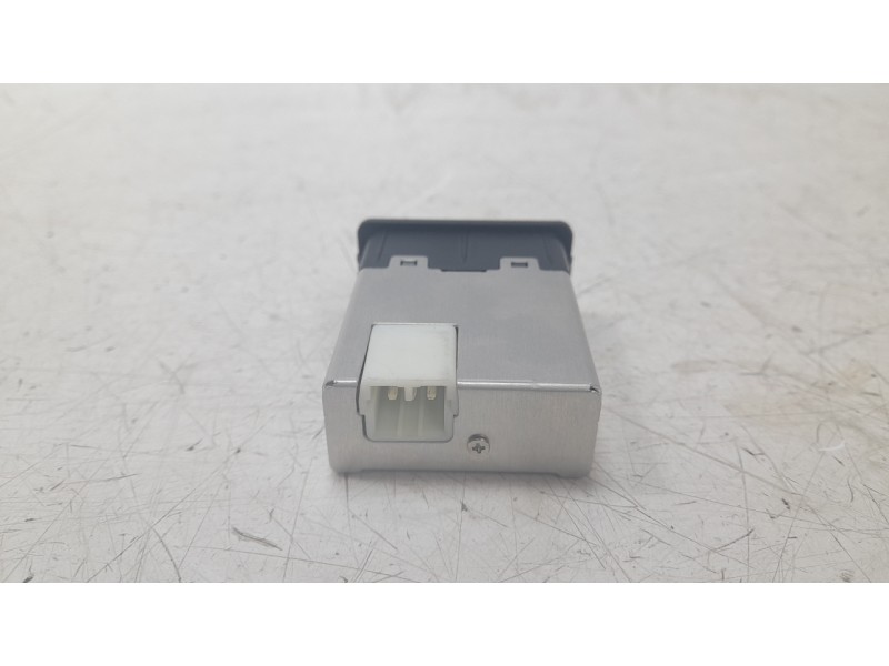 Recambio de modulo electronico para byd seal u 1.5 plug-in hybrid awd referencia OEM IAM SA3HJ3798700W  